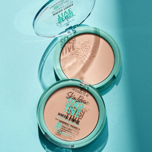 Essence Skin Lovin' Sensitive Mineral compact powder